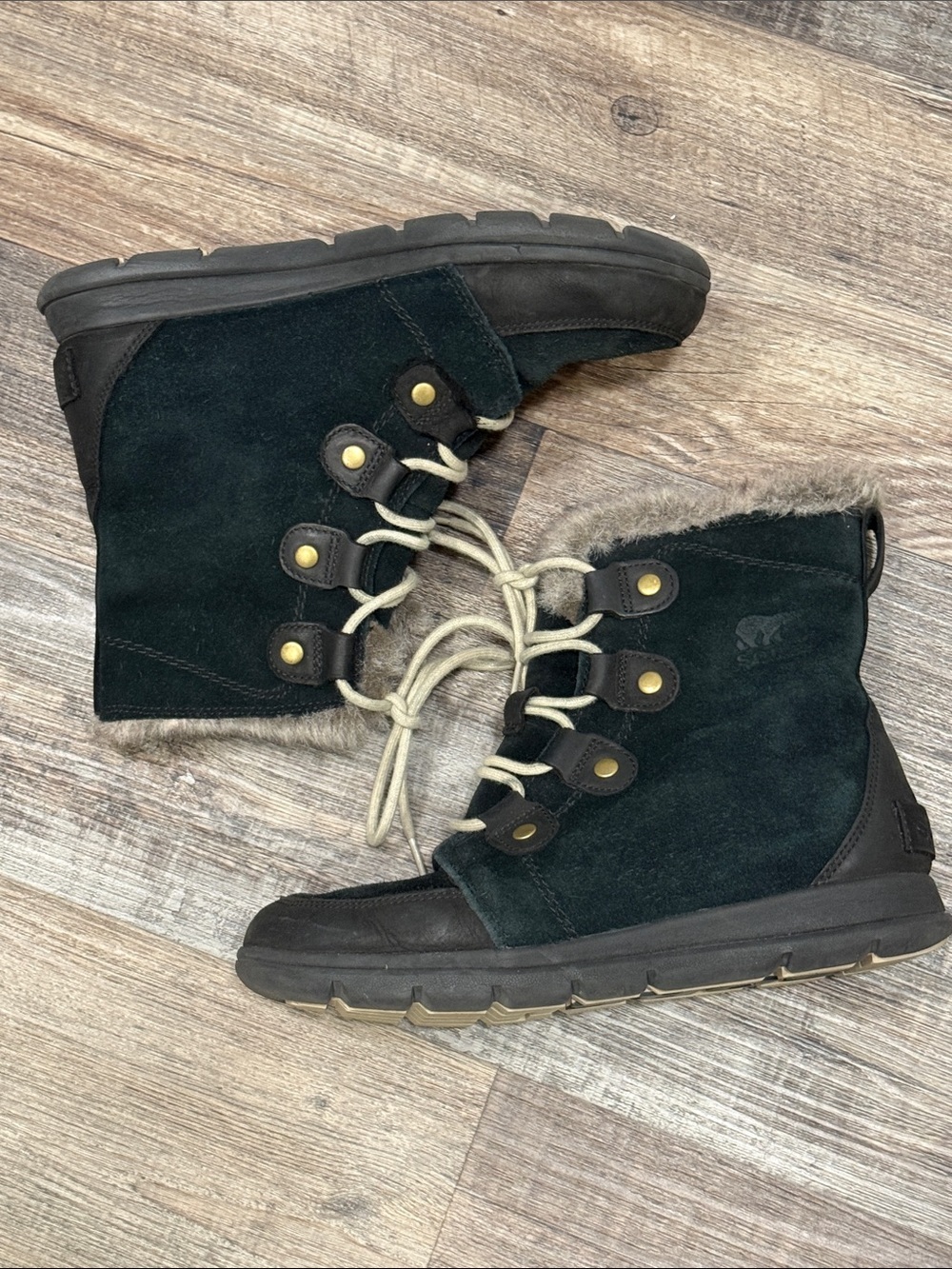 Sorel Explorer Joan Black Boots Women’s Size 9.5